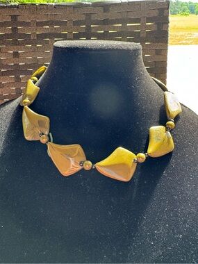 Stylish Olive Green Geometric Beaded Necklace - Women Jewelry